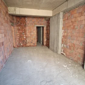 In Baku nan m² apartment is for sale - Image 2