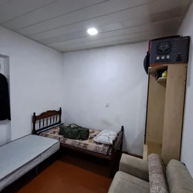 In Baku 45.0 m² house with 2.0 rooms is for sale - Image 3