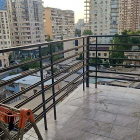 Baku-da 95.0 m2 mənzil kirayə verilir - Şəkil 2