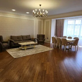 Baku-da 212.0 m2 mənzil kirayə verilir - Şəkil 4