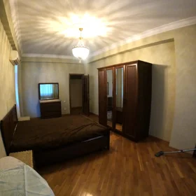 In Baku 113.0 m² apartment is for rent - Image 5