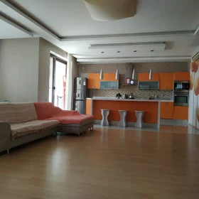 In Baku 133.0 m² apartment is for rent - Image 2