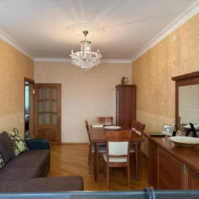 In Baku 60.0 m² apartment is for sale - Image 2