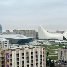 Baku-da 136.0 m2 mənzil kirayə verilir - Şəkil 2