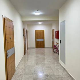 Baku-da nan m2 mənzil satılır - Şəkil 2