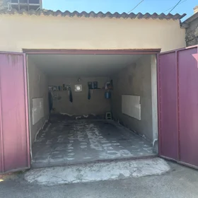 nan-da 25.0 m2 qaraj satılır - Şəkil 3