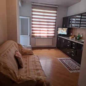 Baku-da 70.0 m2 mənzil satılır - Şəkil 2