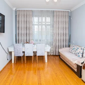 In Baku 150.0 m² apartment is for sale - Изображение 2