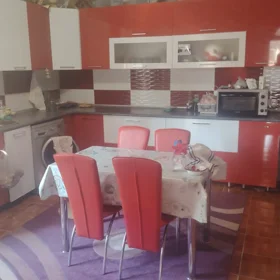 In Qazax rayonu 900.0 m² house with 4.0 rooms is for sale - Изображение 2