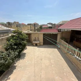 In Baku 100.0 m² house with 5.0 rooms is for sale - Image 3