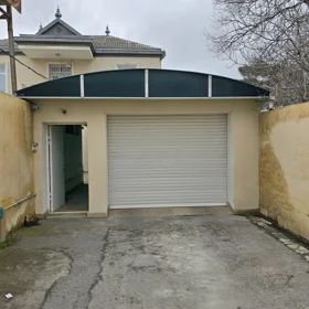 In Baku 200.0 m² house with 6.0 rooms is for sale - Image 2