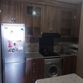 In Baku 60.0 m² apartment is for rent - Image 3
