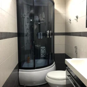 In Baku 90.0 m² apartment is for rent - Image 5