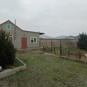 In Baku 60.0 m² house with 2.0 rooms is for sale - Image 3