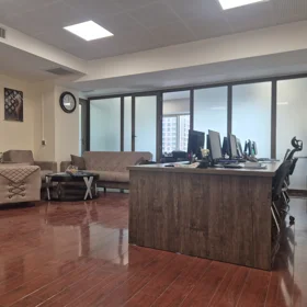 In Baku 118.0 m² office is for rent - Image 2