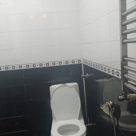 In Baku 70.0 m² apartment is for rent - Image 5