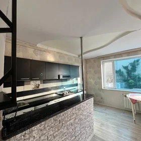 In Baku 145.0 m² house with 4.0 rooms is for rent - Image 4