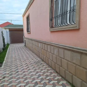 In Baku 117.0 m² house with 4.0 rooms is for rent - Image 3