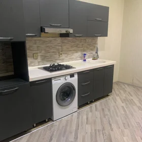 In Baku 80.0 m² apartment is for rent - Image 4