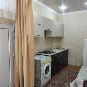 In Baku 40.0 m² house with 2.0 rooms is for rent - Image 4