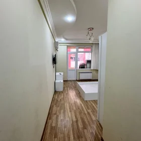 In Baku 110.0 m² apartment is for rent - Image 2