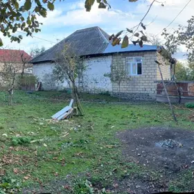In Gabala 150.0 m² house with 5.0 rooms is for sale - Image 2