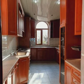 In Baku 489.0 m² house with 8.0 rooms is for rent - Image 5