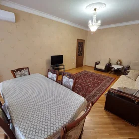In Baku 92.0 m² apartment is for rent - Image 2