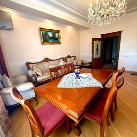 In Baku 90.0 m² apartment is for sale - Image 2