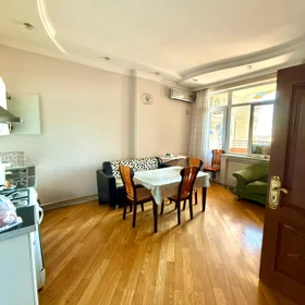 In Baku 90.0 m² apartment is for sale - Image 4