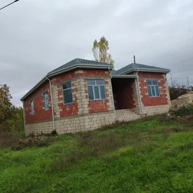 In Guba 150.0 m² house with 4.0 rooms is for sale - Image 2