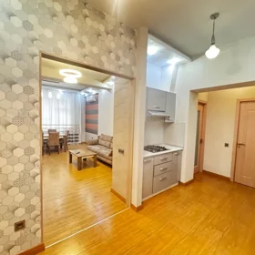 In Baku 70.0 m² apartment is for rent - Image 4