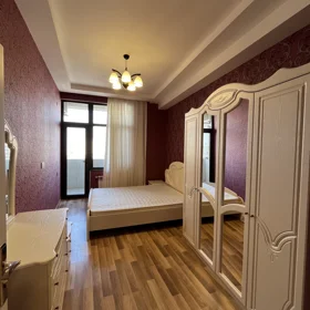In Baku 65.0 m² apartment is for rent - Image 3