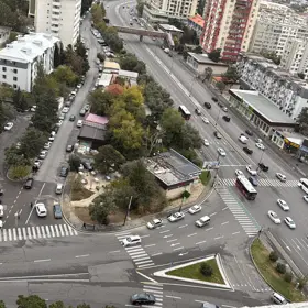 In Baku 92.0 m² apartment is for sale - Image 2