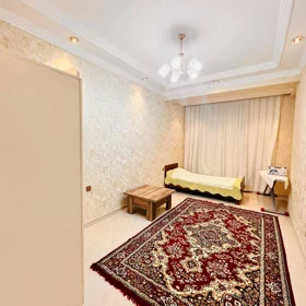 In Baku 136.0 m² apartment is for rent - Image 5