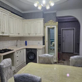 In Baku 70.0 m² apartment is for rent - Image 3