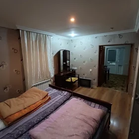 In Baku 60.0 m² house with 2.0 rooms is for rent - Image 2
