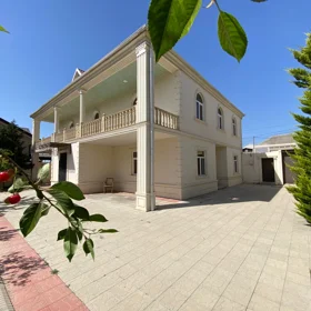 In Baku 395.0 m² house with 7.0 rooms is for sale - Image 2