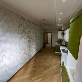 In Baku 178.0 m² apartment is for sale - Image 5