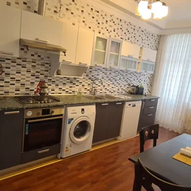 In Baku 120.0 m² apartment is for rent - Image 4