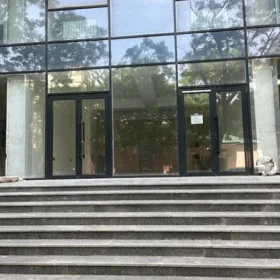 In Baku 80.0 m² commercial is for rent - Image 2