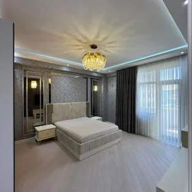 In Baku 104.0 m² apartment is for rent - Image 3