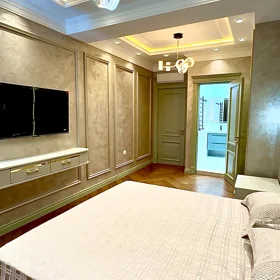 In Baku 216.0 m² apartment is for sale - Image 5