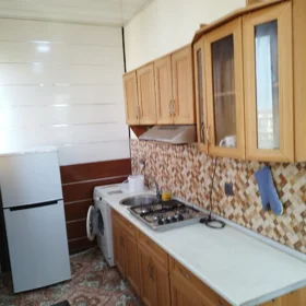 In Baku 75.0 m² apartment is for rent - Image 4