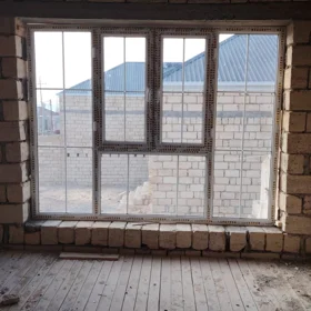 In Baku 170.0 m² house with 3.0 rooms is for sale - Image 3