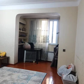 In Baku 65.0 m² apartment is for sale - Image 2