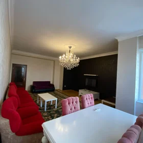 In Baku 155.0 m² apartment is for rent - Image 3