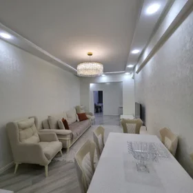 In Baku 107.0 m² apartment is for sale - Image 2