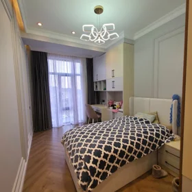 In Baku 130.0 m² apartment is for sale - Image 3