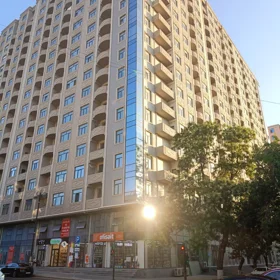 In Baku 290.0 m² apartment is for sale - Image 2